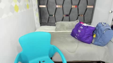 Snapshot of victoria_adamns chatting on September 2025 12:05:02 PM V I C T O R I A online show from September 2025 12:05:02 PM