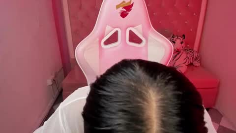 victoria_b_ online show from September 2025 08:31:01 PM