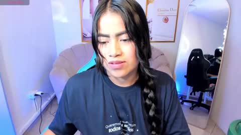 victoria_b_ online show from September 2025 08:42:01 PM