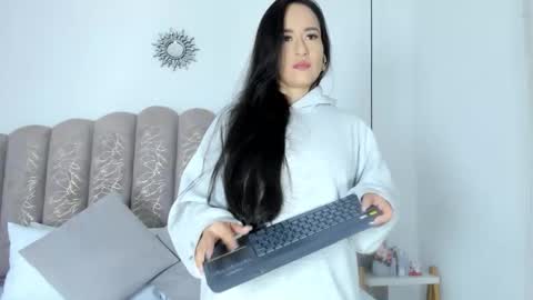 Snapshot of victoria_cooper3 chatting on October 2025 11:41:02 AM valentina online show from October 2025 11:41:02 AM