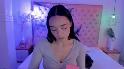 victoria_kitt online show from October 2025 05:33:02 PM