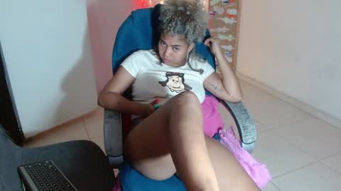 VICKY online show from December 2024 01:32:01 AM