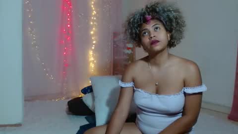 VICKY online show from December 2024 01:08:01 AM