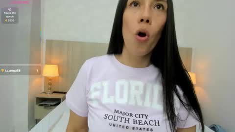 Snapshot of victoria_pachon chatting on November 2025 07:04:01 PM victoria_pachon online show from November 2025 07:04:01 PM