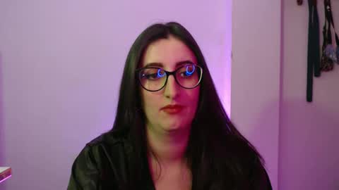 Snapshot of victoria_riider chatting on October 2025 08:50:02 PM Victoria online show from October 2025 08:50:02 PM