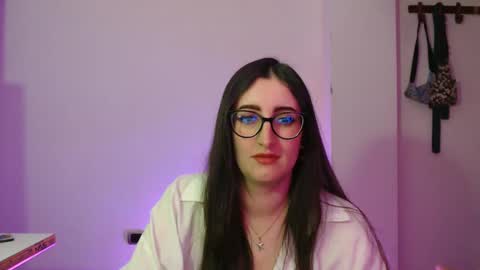 Snapshot of victoria_riider chatting on October 2025 09:05:02 PM Victoria online show from October 2025 09:05:02 PM