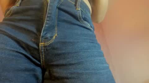 Victoria Sofia online show from October 2025 07:25:01 PM