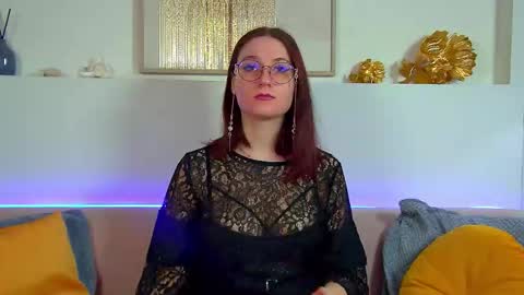 Snapshot of victoriaardern chatting on October 2025 06:25:01 AM Victoria online show from October 2025 06:25:01 AM