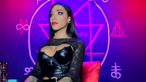 Snapshot of victoriavampire666 chatting on October 2025 01:14:02 AM Victoria Vampire online show from October 2025 01:14:02 AM