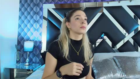 victtoria lee online show from January 2025 06:49:01 PM