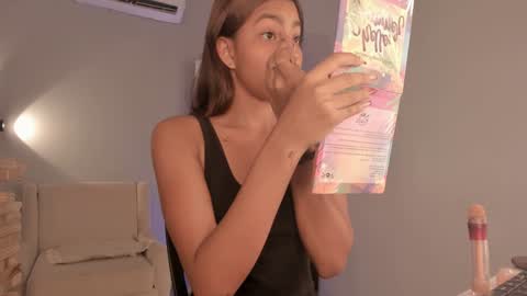Karla online show from December 2024 07:43:02 PM