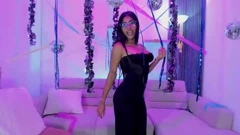 Karla online show from September 2025 08:03:01 PM