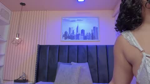 Snapshot of viiolett_lee chatting on October 2025 08:36:02 PM Viiolett online show from October 2025 08:36:02 PM