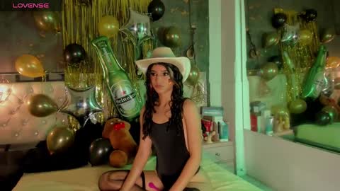 Violet online show from September 2025 05:29:02 PM