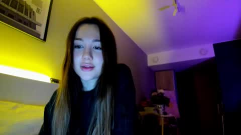 Snapshot of vikawels chatting on October 2025 09:32:02 PM Vika online show from October 2025 09:32:02 PM