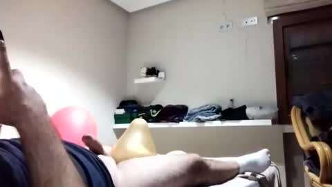 Snapshot of vikingo3333893888 chatting on November 2025 01:51:01 PM Vikingo online show from November 2025 01:51:01 PM