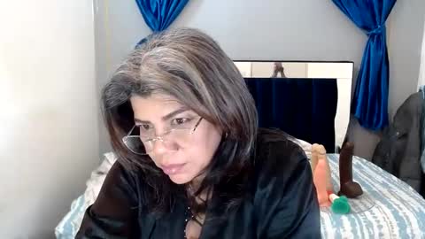 VIKY ADAMS online show from January 2025 10:11:02 AM