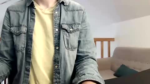 Snapshot of vince_du_80 chatting on December 2024 09:17:02 AM Vince online show from December 2024 09:17:02 AM