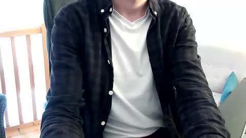 Snapshot of vince_du_80 chatting on February 2025 02:02:01 PM Vince online show from February 2025 02:02:01 PM