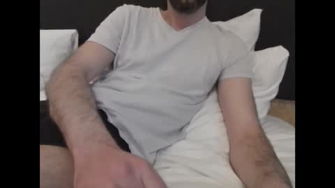 Snapshot of vince_du_80 chatting on February 2025 10:39:02 PM Vince online show from February 2025 10:39:02 PM