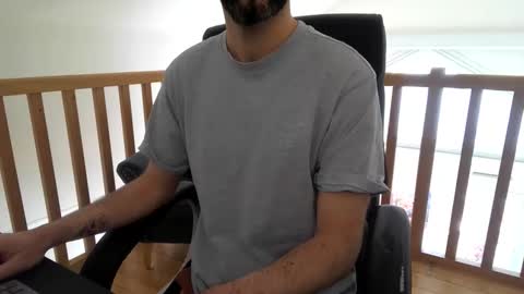 Snapshot of vince_du_80 chatting on October 2025 10:06:01 AM Vince online show from October 2025 10:06:01 AM