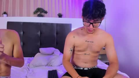 Snapshot of vincent_bowie chatting on January 2025 09:19:02 AM Lucas - Sam - Sophie online show from January 2025 09:19:02 AM