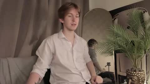 Vincent online show from October 2025 05:50:02 AM