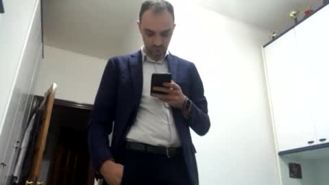 Snapshot of vinmin90 chatting on November 2025 04:17:02 PM Zenith online show from November 2025 04:17:02 PM