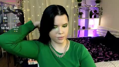 Snapshot of viola_bunny chatting on November 2025 05:59:01 PM Viola Bunny online show from November 2025 05:59:01 PM