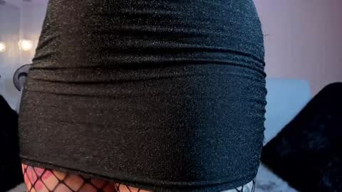 Snapshot of violeet_scott chatting on January 2025 01:52:01 PM Violett Everyday From 0530 to 1430 Col Time online show from January 2025 01:52:01 PM