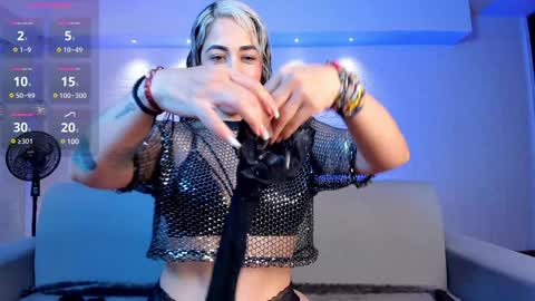 Snapshot of violeet_scott chatting on January 2025 10:54:01 AM Violett Everyday From 0530 to 1430 Col Time online show from January 2025 10:54:01 AM