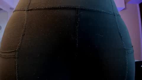 Snapshot of violeet_scott chatting on February 2025 04:47:02 PM Violett Everyday From 0530 to 1430 Col Time online show from February 2025 04:47:02 PM