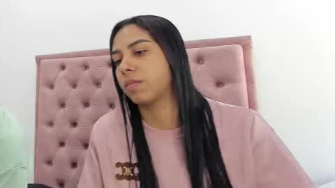 Violet and Myers online show from September 2025 01:43:02 PM