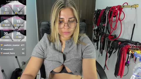 Kim online show from January 2025 11:27:02 PM