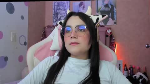 violet_evergarden1 online show from January 2025 10:27:01 PM