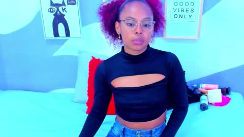 violeta_1404 online show from December 2025 12:53:02 PM