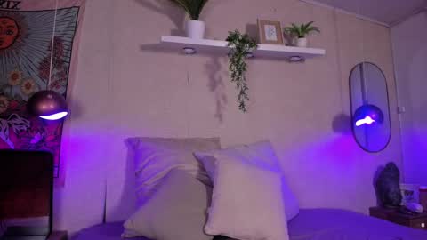 Violeta  online show from October 2025 11:40:01 AM