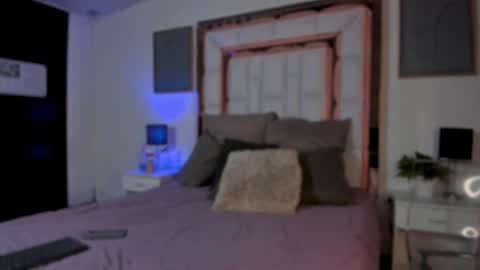 Violeta  online show from November 2025 12:05:02 PM