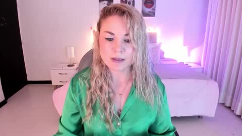 violeta_hotter_ online show from November 2025 11:11:01 AM