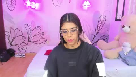 Snapshot of violeta_in chatting on October 2025 12:28:02 PM Violeta online show from October 2025 12:28:02 PM