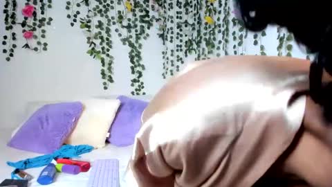 Violeta online show from March 2025 02:37:01 PM