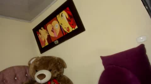 Snapshot of violetalee chatting on October 2025 12:58:01 AM Jimena online show from October 2025 12:58:01 AM