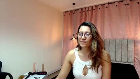 VIOLETA online show from March 2025 09:59:01 PM