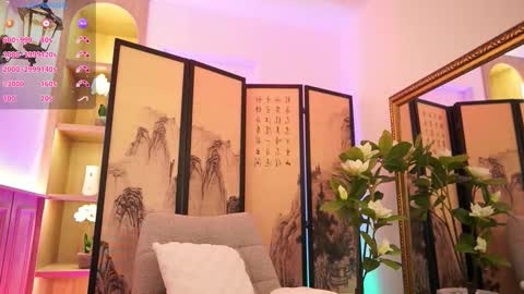 Violet Evanz online show from September 2025 07:06:02 PM