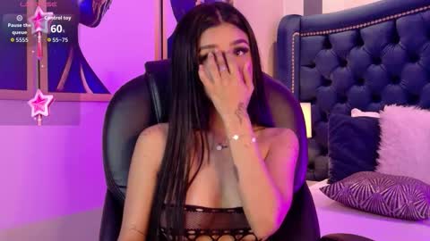 Snapshot of violetgrace__ chatting on October 2025 03:30:01 PM Your Princess Violet online show from October 2025 03:30:01 PM