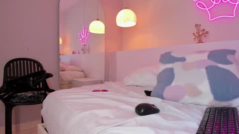 Violeth Hill online show from December 2024 02:32:02 AM