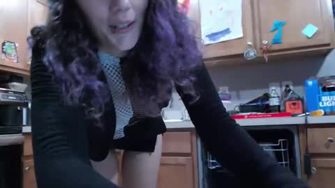 Violet Hooper online show from January 2025 03:27:01 PM