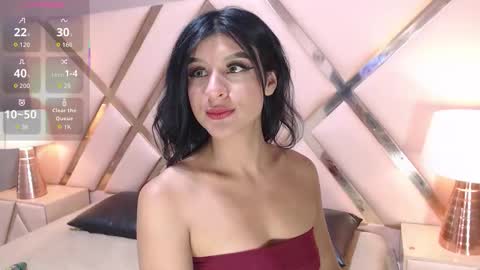 VioletLux online show from October 2025 10:18:02 PM