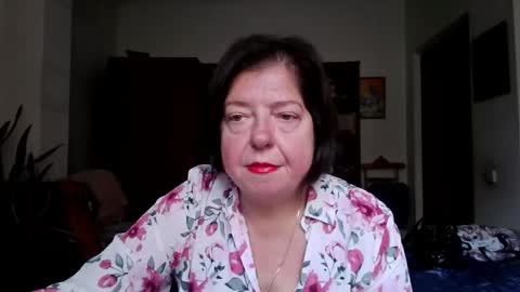 Snapshot of violetpulse chatting on October 2025 10:40:02 AM violetpulse online show from October 2025 10:40:02 AM