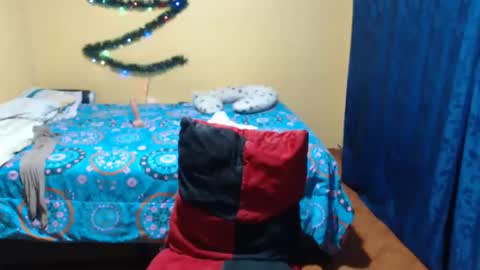 Violet777  online show from December 2024 10:47:02 AM